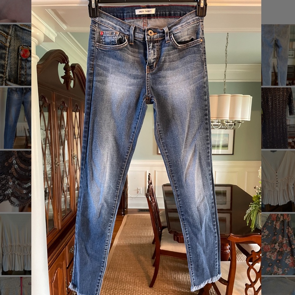 Size 26 Angry Rabbit jeans - Picture 2 of 3
